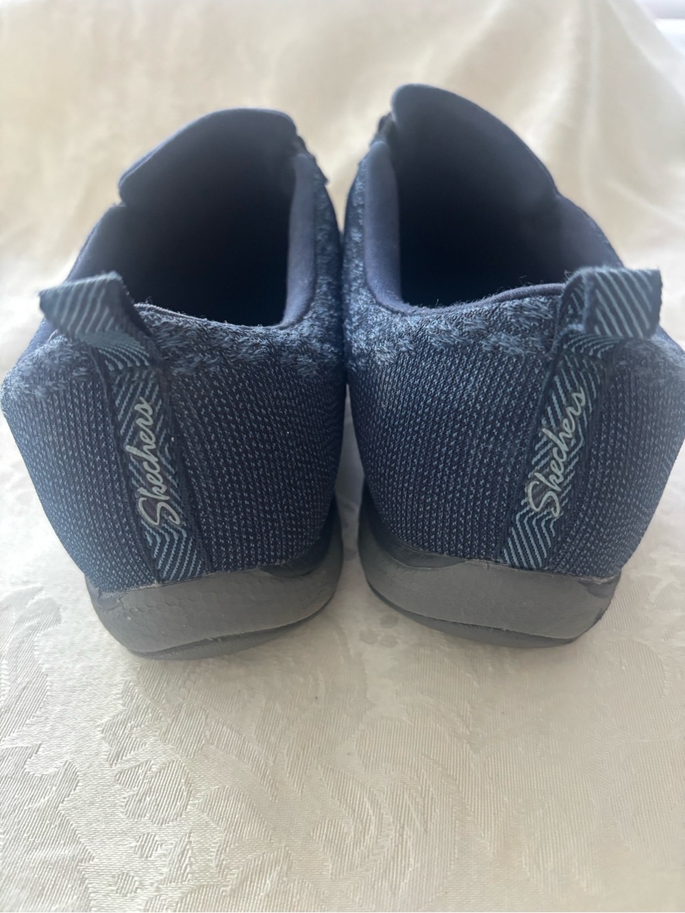 Skechers Navy Relaxed Fit Breathe Easy Sere-Knity Shoes, Size 9 - Picture 5 of 13